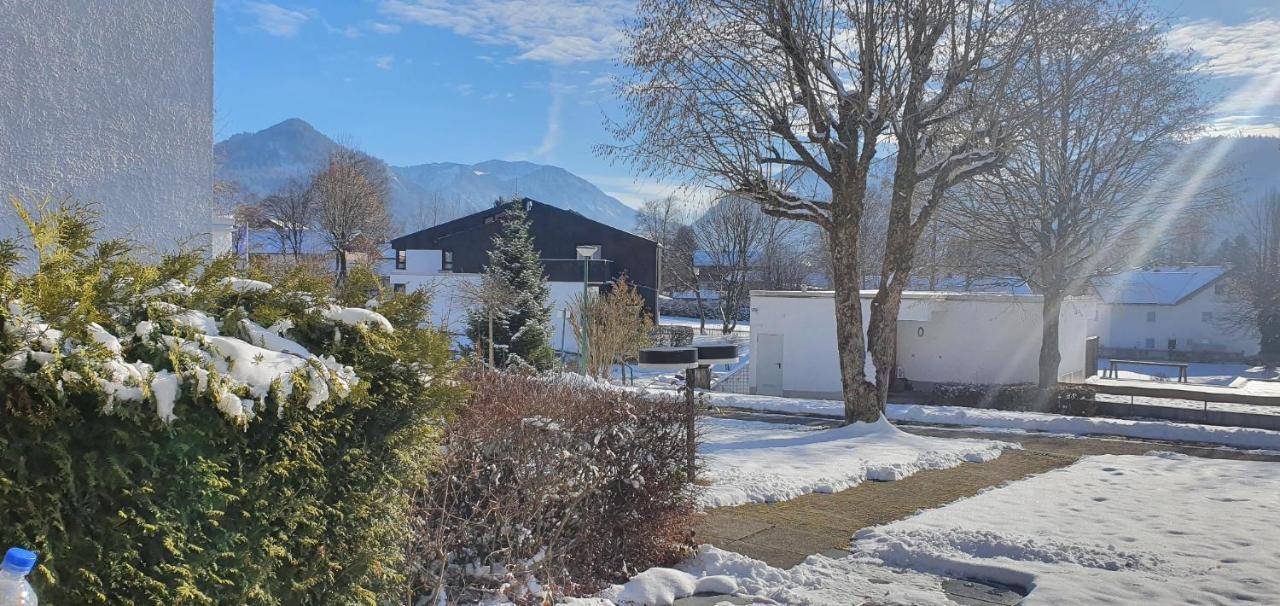 Bungalow Mit Terrasse Im Alpinen Stil シュリールゼー エクステリア 写真